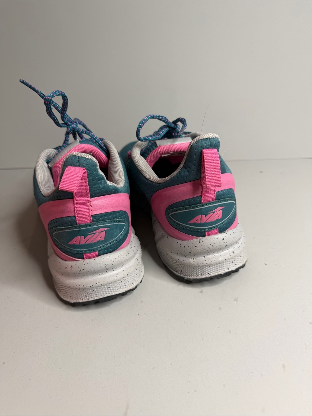 Avia Women’s Trail Running Walking Shoes Size 9.5 Teal Pink - Picture 3 of 7